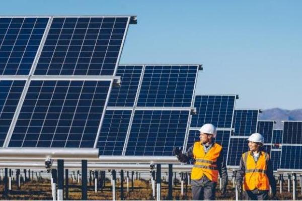 Fotovoltaiska säkringsmaterialskillnader och distinktioner